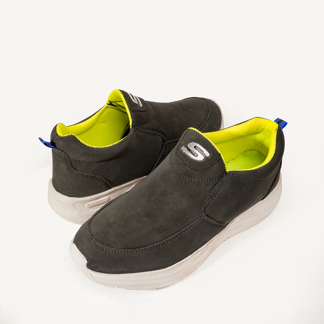 Kicks Comfy Slip-On  Black - 046