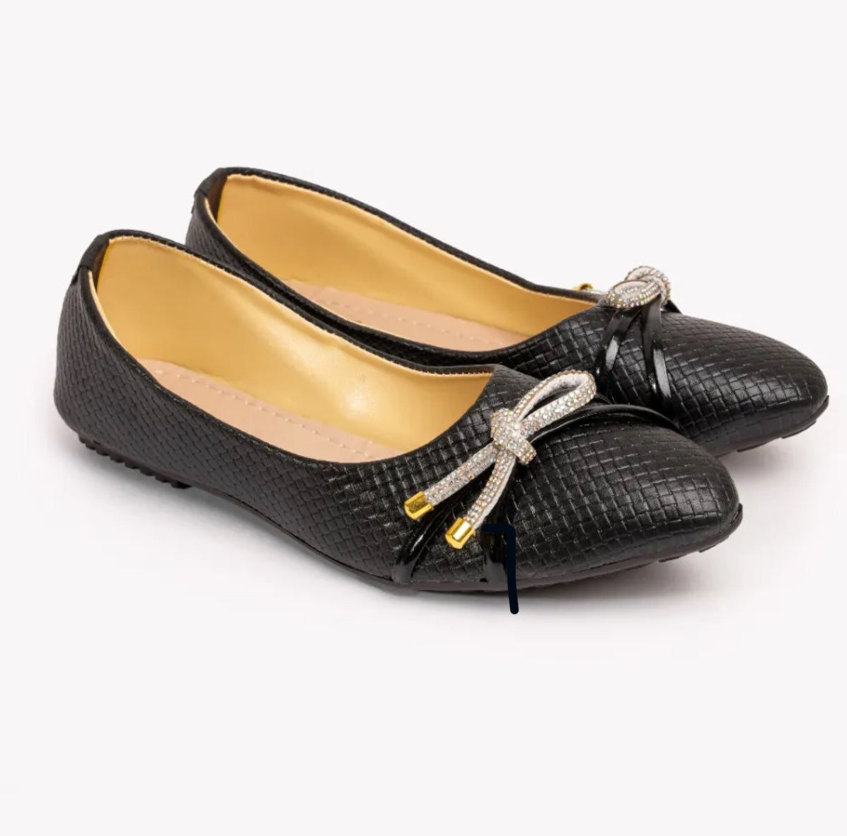 Velora - Black - 233